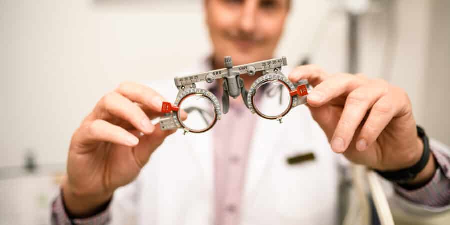 consultatii oftalmologice gratuite iasi